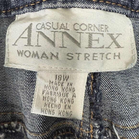 Casual Corner Annex Womens Size 18W Blue Stretch Denim Cropped Cuffed Hem Jeans - Picture 3 of 10
